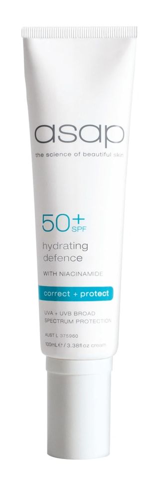 Moisturising daily defence SPF50 - Image 2
